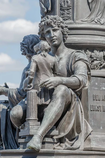 Old Statutes Fairytale Personages Elbe River Bank Historical Downtown Citycenter — ストック写真