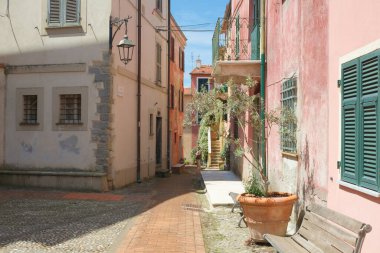 İtalya 'nın Ligurya eyaletinin La Spezia iline bağlı Ameglia belediyesine bağlı Montemarcello köyü..