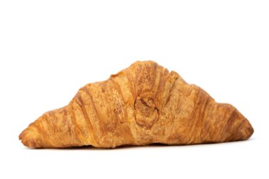 Taze Fransız kruvasanı beyaz siyah zeminde izole edilmiş.