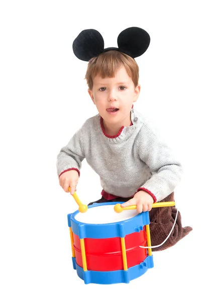 Petit garçon enthousiaste avec tambour — Photo