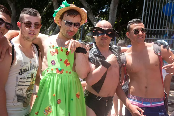 Taking pictures with chained participants of Pride Parade — Stock Photo, Image