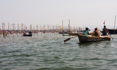 sangam, Ganj ve yamuna tekne yelken