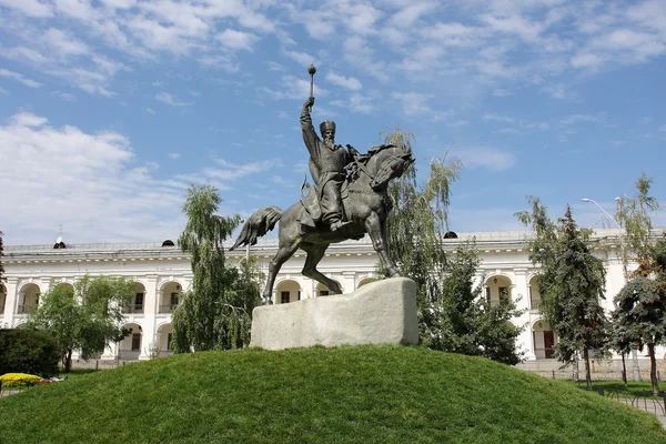 Monumento de Hetman de los cosacos —  Fotos de Stock