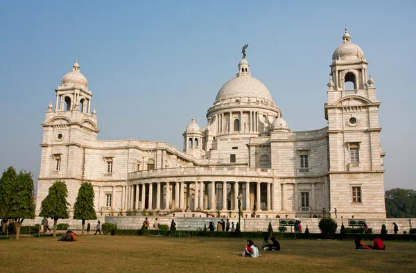Victoria Memorial Hall of Kolkata at the sunny day. — Stock Photo, Image