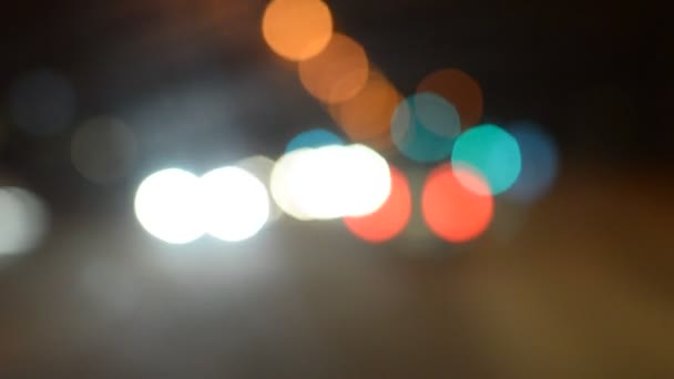 Bokeh na estrada durante a condução do carro — Vídeo de Stock