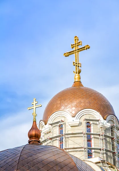 Iglesia ortodoxa en construcción —  Fotos de Stock