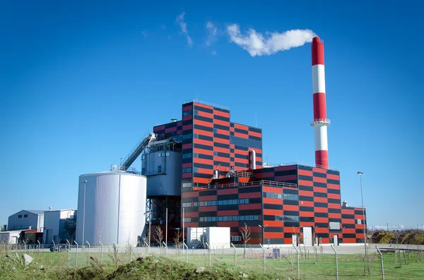 Eco-friendly peat-fired power station — Stock Photo, Image