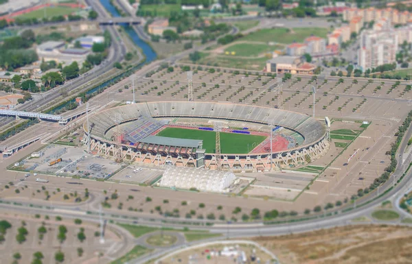 Widok na stadion piłkarski. Zdjęcie Tilt-shift. — Zdjęcie stockowe