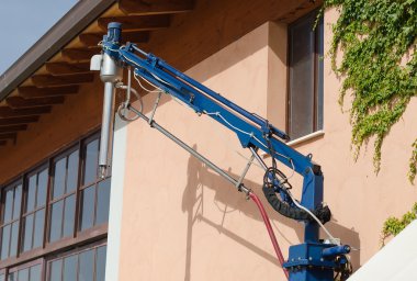 şarap Fabrikası'nda sıvı analizi aracı