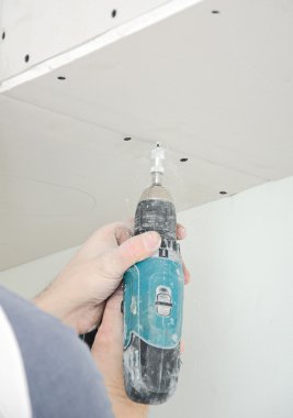 Alçıpan duvara monte edilmesi Oluşturucu