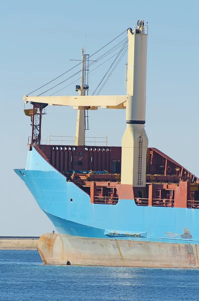 Navio-tanque azul na doca . — Fotografia de Stock