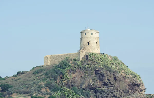 Fortress on the hill on the peninsula. — Stock Photo, Image