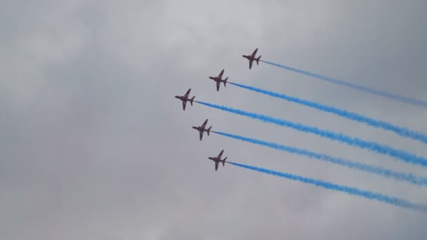 Tallinn Bay Estonia Июня Дисплей Red Arrows Royal Air Force — стоковое видео