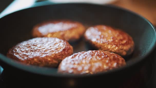 Beef Cutlets Hamburger Preparing Pan — Stock Video