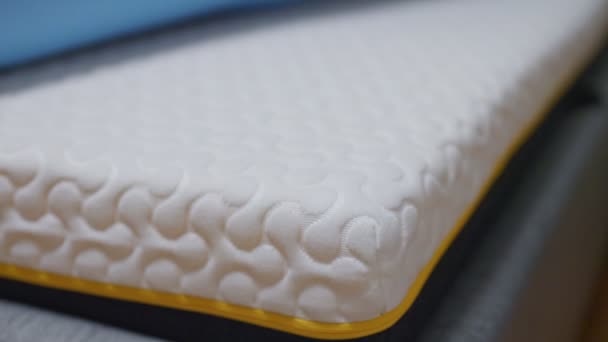 Surmatelas Mousse Mémoire Orthopédique — Video