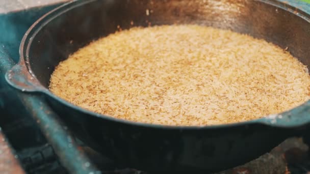 Reis Wird Kessel Auf Feuer Gekocht Schritt Für Schritt Kochen — Stockvideo