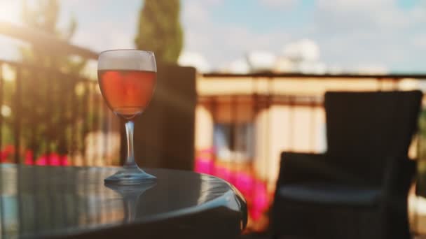 Glass Cold Sangria Summertime — Stock Video