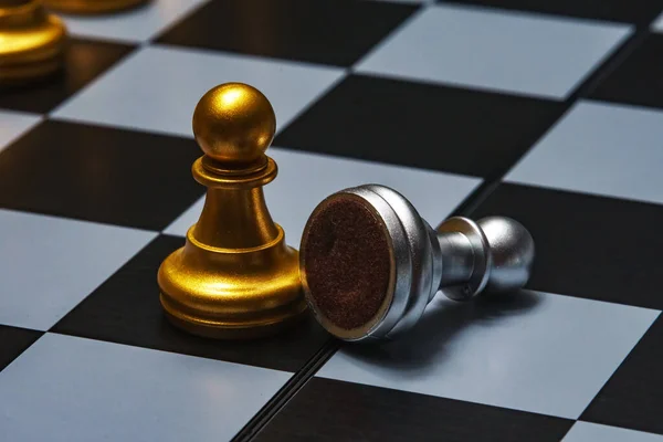 チェスボードゲーム ボード上のポンドの数字 — ストック写真