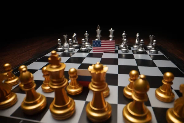 チェスボードゲーム アメリカとの政治的対立の概念 — ストック写真