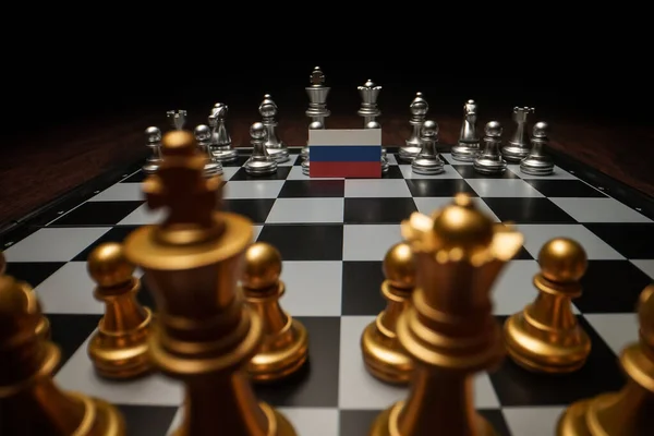 チェスボードゲーム ロシアとの政治的対立の概念 — ストック写真