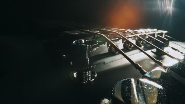 六弦电吉他桥和鞍座 — 图库视频影像