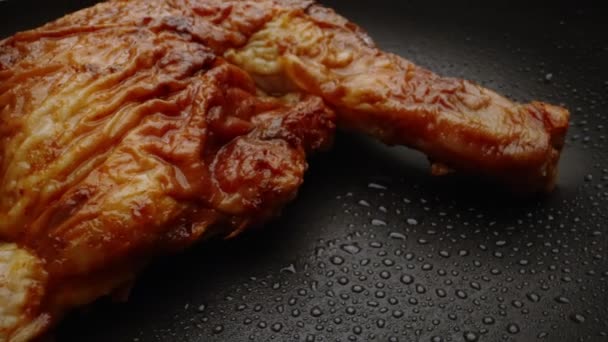 Fried Chicken Leg Frying Pan — Stock video