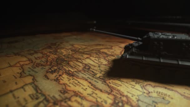 Танки Карте Украины Концепция Поставок Оружия — стоковое видео