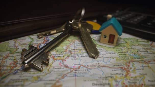 Ключи Дома Концепция Покупки Недвижимости — стоковое видео