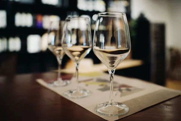 Empty Wine Glasses Winery — Stock Photo, Image