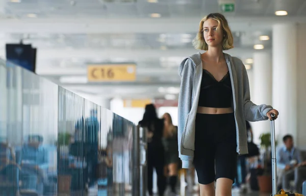 Tween Girl Suitcase Walking Airport Terminal — Stock Fotó