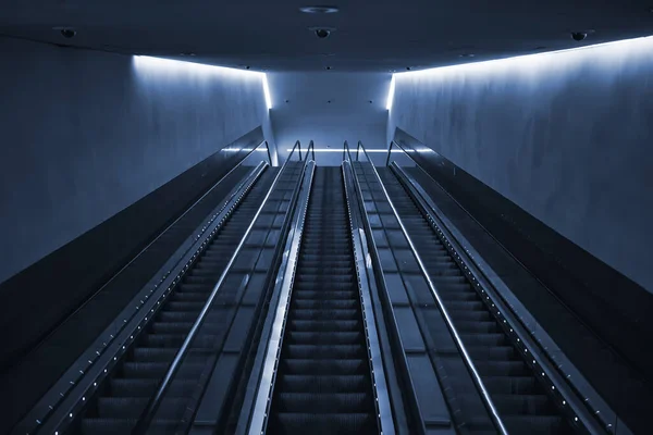 Elektrický Eskalátor Metru Pohyblivého Schodiště — Stock fotografie