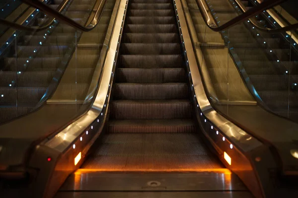 Escaladeira Elétrica Metrô Escadaria Móvel — Fotografia de Stock