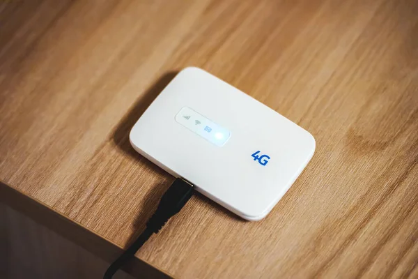 Modern kablosuz cep 4g kablosuz modem.