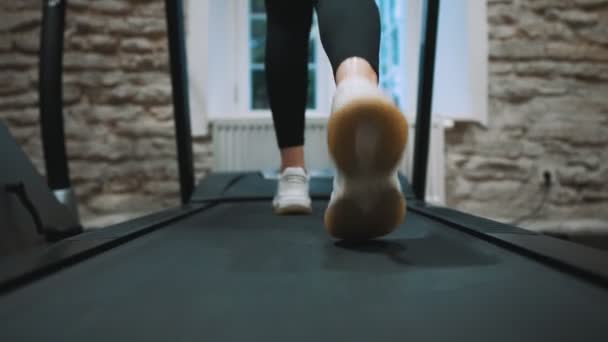 Woman Jogging Treadmill Gym — Vídeo de Stock