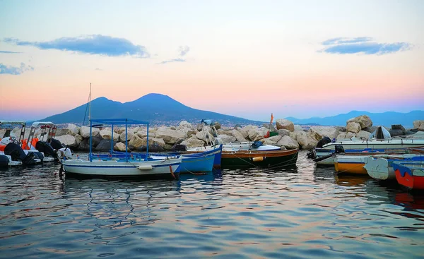 Fishing Boats Backdrop Mount Vesuvius Naples — Stock Photo, Image