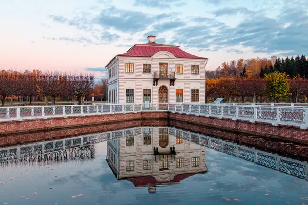 Marly Palace Parte Occidental Del Lower Park Peterhof San Petersburgo —  Fotos de Stock