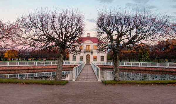 Marly Palace Parte Occidental Del Lower Park Peterhof San Petersburgo —  Fotos de Stock