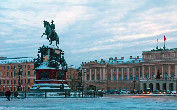 Vista Del Monumento Emperador Nikolay Palacio Mariinsky San Petersburgo Rusia —  Fotos de Stock