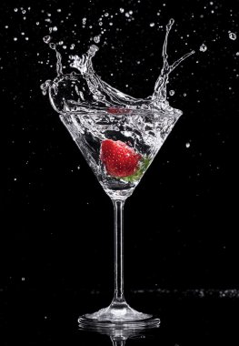Martini içmek