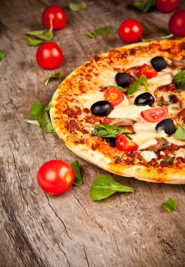 İtalyan pizzası.