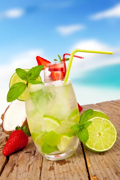 Bebidas frescas — Fotografia de Stock