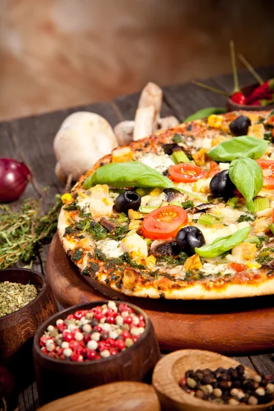 Pizza — Stockfoto