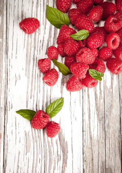 Fresh raspberries — Stock Photo, Image