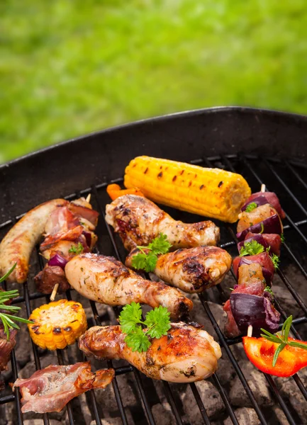 Carne a la parrilla — Foto de Stock