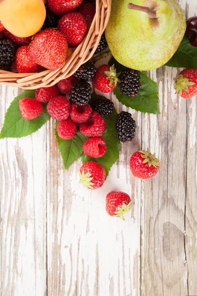 Färsk frukt — Stockfoto