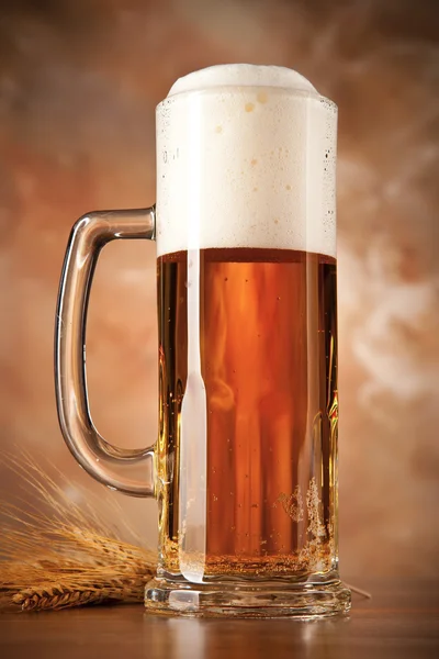 Sklenice piva — Stock fotografie