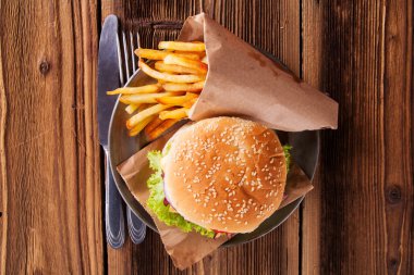 taze hamburger