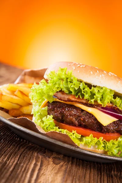 Čerstvé hamburger — Stock fotografie