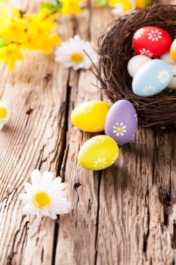 Paskalya yumurtaları ahşap renkli