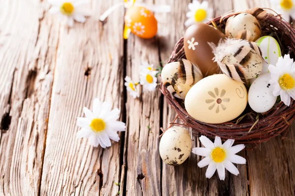 Paskalya yumurtaları Wood — Stok fotoğraf